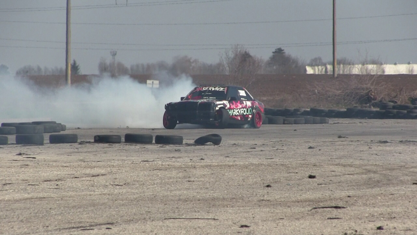 Благотворително дрифт шоу в Русе ще събира средства за лечението на малката Бела