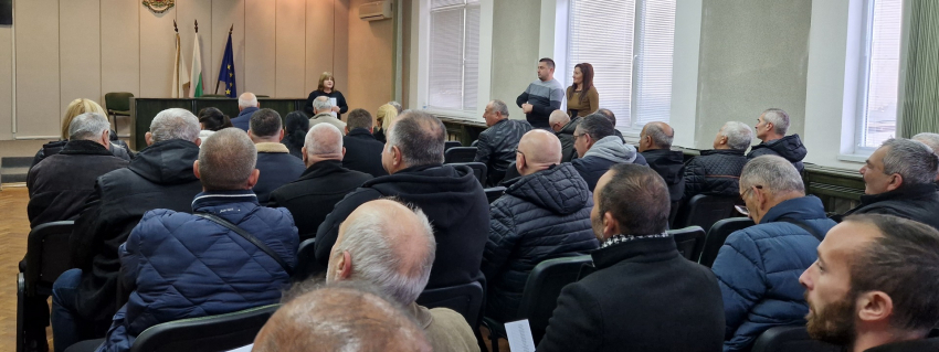 Първа работна среща с новите кметове на населени места проведоха експерти от Община Търговище