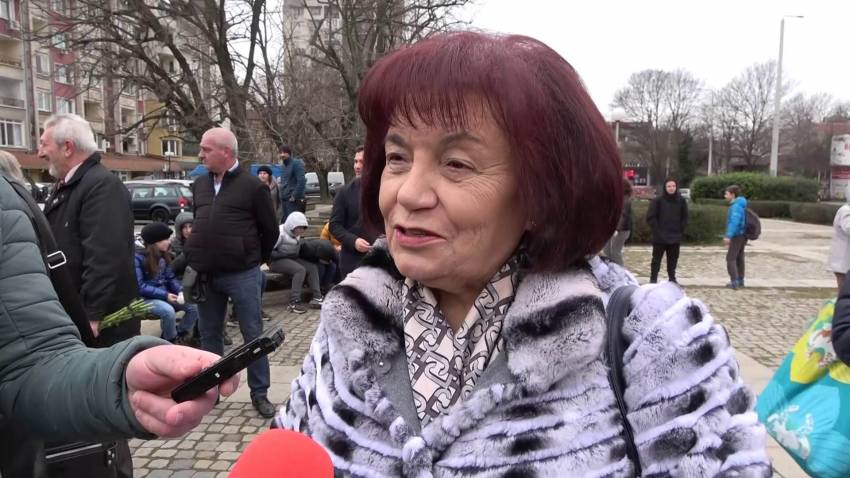 Председателят на Учителският синдикат: Минималната заплата за млад учител става около 1900 лева