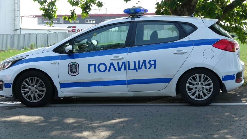 Задържаха 55-годишен мъж за кражба от имот в Разградско
