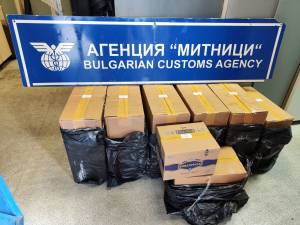 Предотвратиха опит за контрабанда на цигари на Дунав мост - Русе