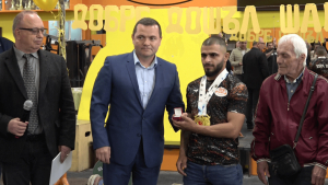 Русе посрещна Ангел Русев, който завоюва петата си европейска титла във вдигането на тежести