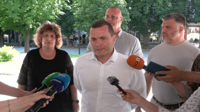 ВИДЕО: Побой заради цигара пред училище в Русе предизвика спешна среща на институциите