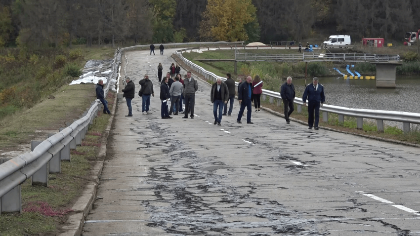 ВИДЕО: Започват сондажите на дигата в Николово, готовността за евакуация остава