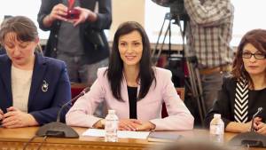 Мария Габриел: Първото ми искане като премиер ще бъде за отстраняването на Иван Гешев