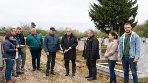 Започна обновяването на гробищните паркове в община Сливо поле