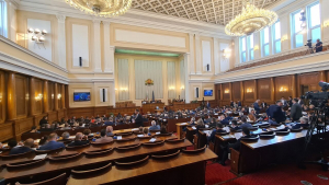 Парламентът одобри френското предложение за Северна Македония