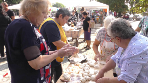Търговищкото село Буховци отново бе домакин на уникалния празник на мекицата