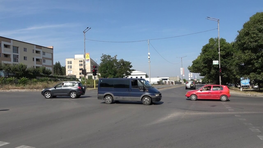 Тръгнаха процедурите за изграждането на ново кръгово на бул. &quot;Априлско въстание&quot; в Разград