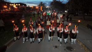 Стотици излязоха на шествие в Разград за Деня на народните будители