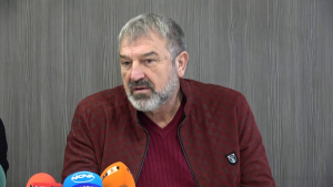 Драгомир Драганов повдигна въпроса за Летище - Русе и таксите от Дунав мост в Парламента
