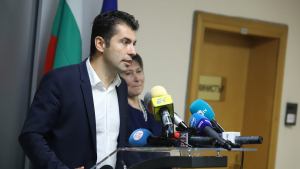 Вече официално: Кирил Петков и Асен Василев влизат в политиката