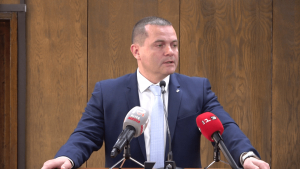 ВИДЕО: Кметът на Русе за проблема с тротинетките: Ще продължим да отнемаме превозни средства на нарушителите