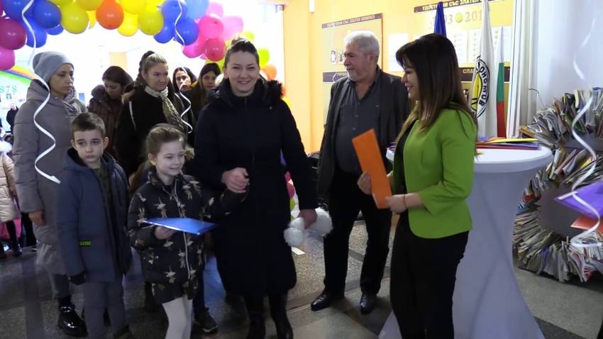 Бъдещи първолаци в Разград се запознаха с възможностите за обучение в ОУ &quot;Никола Икономов&quot;