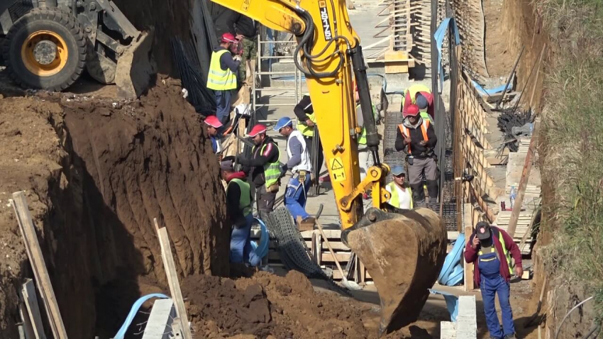 Дават още 5,5 млн. лв. за водния проект на Русе, част от тях са за асфалтиране