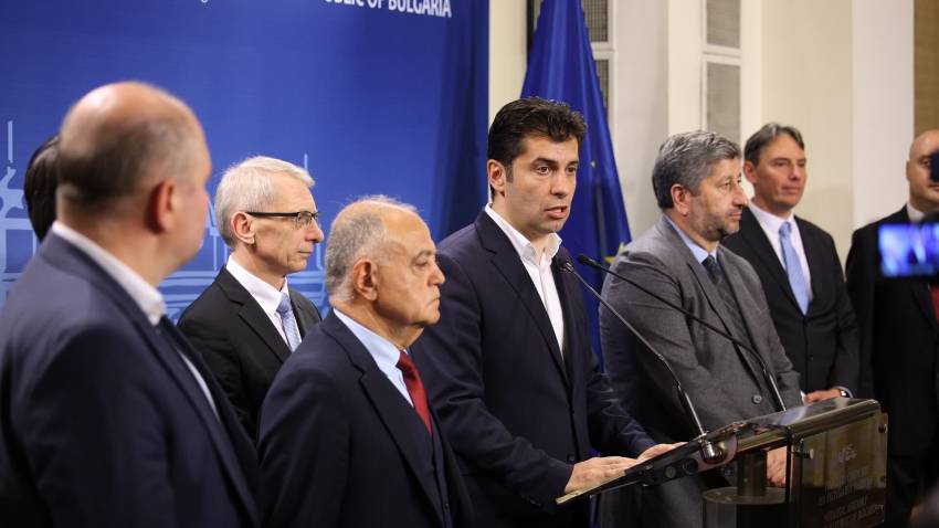 &quot;ПП - ДБ&quot; започва разговори с всички за четири промени в Конституцията