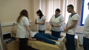 Русенският университет ще обучава повече медицински сестри и акушерки