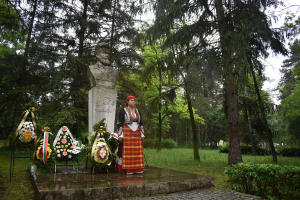 Разград се преклони пред делото на Ботев и загиналите за Свободата на България /ВИДЕО/