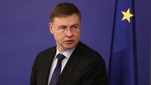 Валдис Домбровскис: ЕК ще продължи да подкрепя работата на България за влизането в Еврозоната