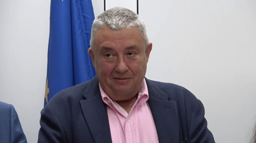 Илия Лазаров, евродепутат от СДС: Необходими са няколко шлюза по река Дунав