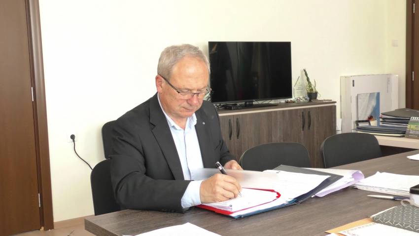 Кметът на Търговище: Въпреки липсата на бюджет правим всичко възможно обновяването на средата да продължи