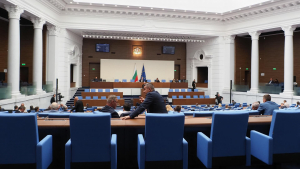 Народното събрание свали забраната за внос на зърно от Украйна