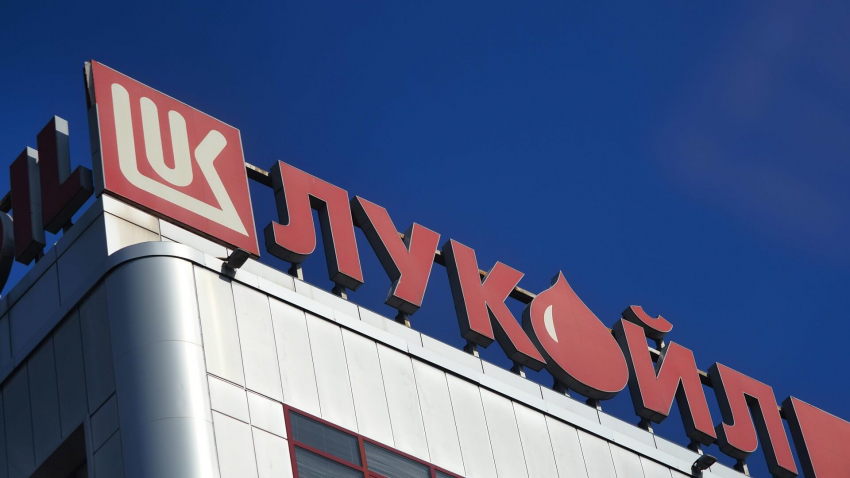 ВИДЕО: Управляващите вече имат име за особен управител на &quot;Лукойл&quot;, президентът наложи вето на закона