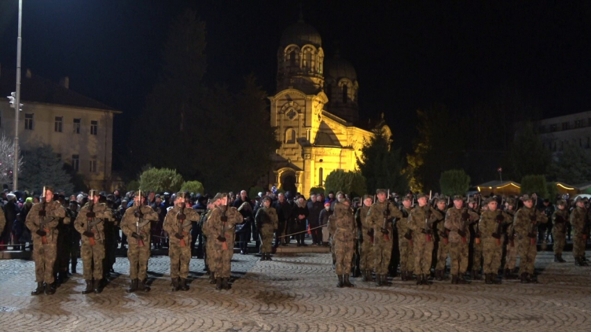 С тържествена заря-проверка Бяла отбеляза 145 години от Освобождението си