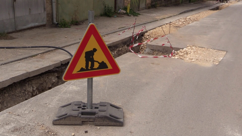 ВИДЕО: Продължава мащабната подмяна на водопроводи в Доброшката махала в Разград