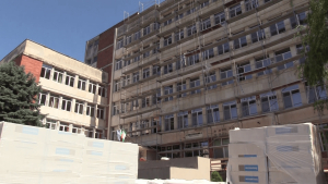 На пълен ход продължават дейностите по основния ремонт на Дома за стари хора в Разград