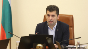 ВИДЕО: Премиерът в оставка: Депутатите трябва да застанат зад развитието на България