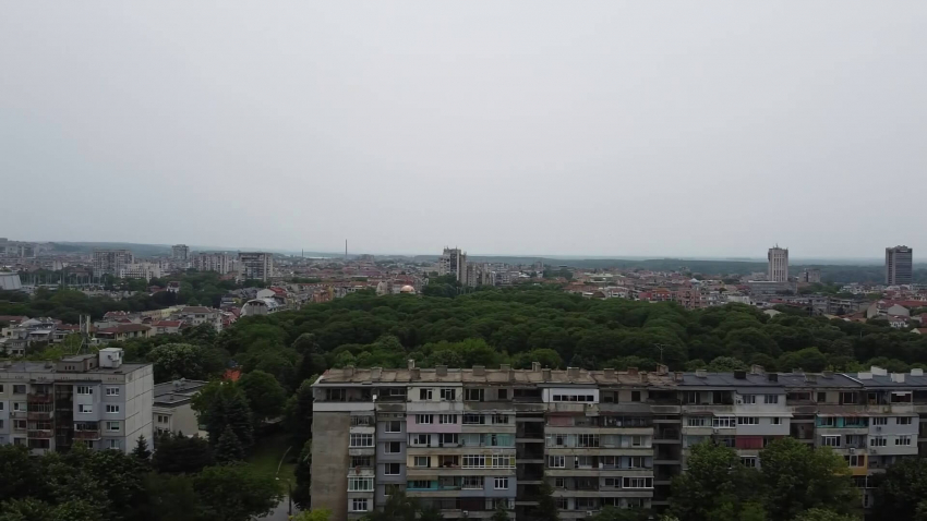 Въздухът в Русе: Какво стана ясно след изслушването на екоминистъра в парламента
