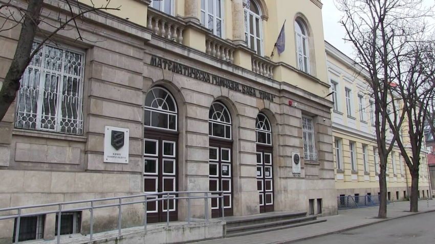Увеличават се случаите на COVID-19 и сред учениците в Русенско