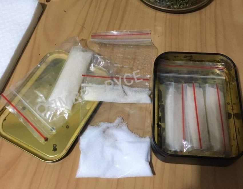 Задържаха 9 души след спецакция срещу наркоразпространението в Русе