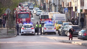 Евакуираха цял блок в Русе заради пожар