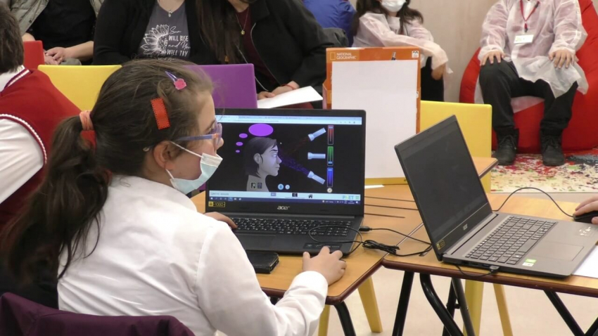 STEM център в най-голямото търговищко училище готви децата за реалния живот