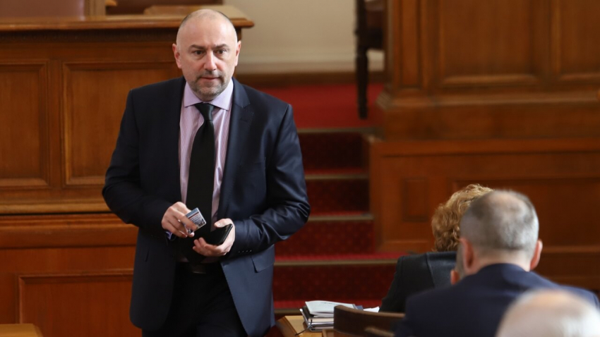 Парламентът не подкрепи кандидатурата на Любомир Каримански за гуверньор на БНБ
