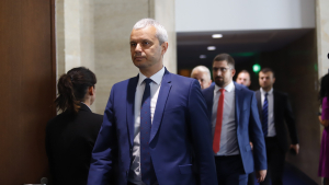 Костадинов: Единственият вариант за правителство е широко обединение срещу ГЕРБ и ДПС